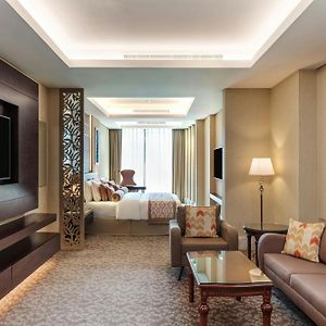 Club Level Junior Suite